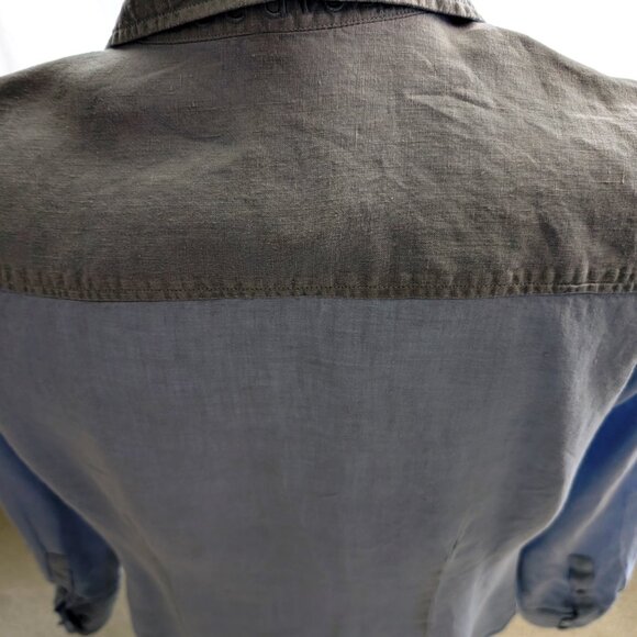 Effortless Chic: Escales Paris Limited Edition Blue Linen Shirt - Picture 4 of 12